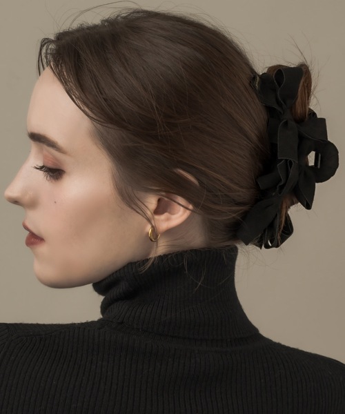 muku（ムク）の「【木村なつみ×Mukuコラボアイテムが登場！！】HAIR CLIP/SUEDE RIBBON（バレッタ/ヘアクリップ・レディース・ブラック・FREE）」の9枚目の写真