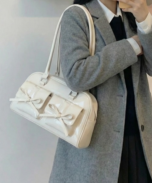 cammie(キャミー)の「リボンポケットバック(ハンドバッグ・レディース・レッド/アイボリー/ブラック/シルバー・F)」の8枚目の写真