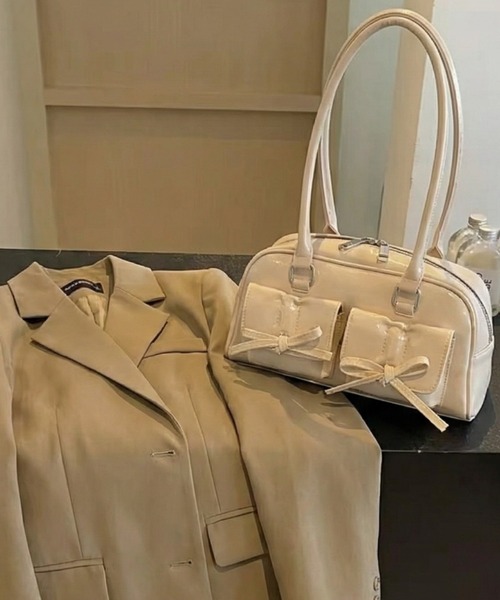cammie(キャミー)の「リボンポケットバック(ハンドバッグ・レディース・レッド/アイボリー/ブラック/シルバー・F)」の9枚目の写真