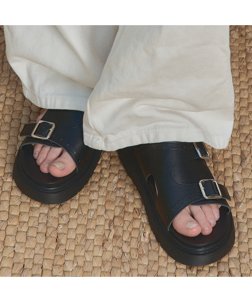 SHOEHI(シューハイ)の「マヤベルトストラップパンチングサンダル(5Colors)_S0525(サンダル・レディース・ホワイト/ブラック/シルバー/ブラック系その他・22.5cm/23cm/23.5cm/24cm/24.5cm/25cm)」の1枚目の写真