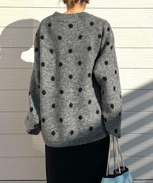 Q（キュー）の「ドットニット（ニット/セーター・レディース・ベージュ/グレー・MEDIUM）」の8枚目の写真