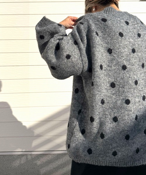 Q（キュー）の「ドットニット（ニット/セーター・レディース・ベージュ/グレー・MEDIUM）」の7枚目の写真