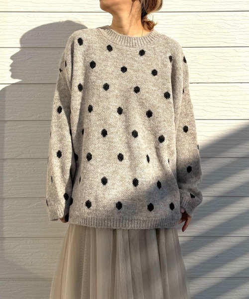 Q（キュー）の「ドットニット（ニット/セーター・レディース・ベージュ/グレー・MEDIUM）」の5枚目の写真