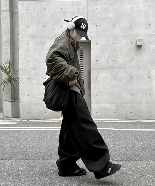 YACA(ヤーカ)の「Flight Nylon Jacket/フライトナイロンジャケット【unisex item】(ブルゾン・レディース・ライトグレー/ブラック/カーキ・FREE)」の17枚目の写真