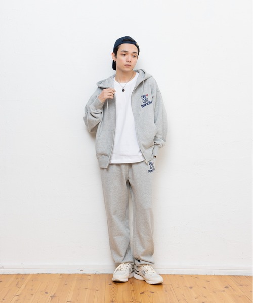 kaoyorinakami(カオヨリナカミ)の「peace boy sweat pants / ピースボーイスウェットパンツ(その他パンツ・メンズ・ブラック/グレー・X-LARGE/LARGE/MEDIUM/SMALL)」の3枚目の写真