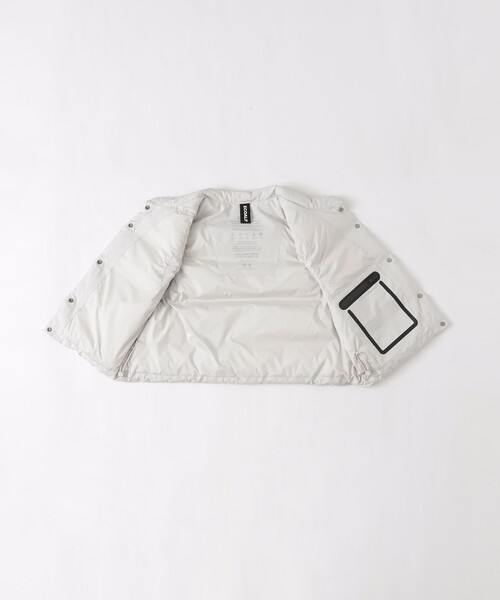 ECOALF(エコアルフ)の「POUNCE ベスト / POUNCE VEST WOMAN(その他アウター・レディース・ホワイト系その他/ブラック・S/M)」の3枚目の写真