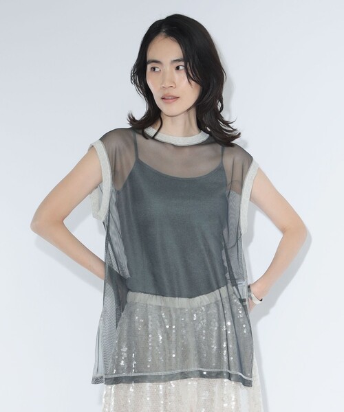 maturely(マチュアリー)の「【8/6再値下げ】maturely / シャンブレー チュール ノースリーブ(Tシャツ/カットソー・レディース・ベージュ/グリーン/チャコールグレー・ONE SIZE)」の3枚目の写真