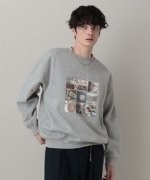 RAGEBLUE（レイジブルー）の「Collage Photographer Print Sweat/コラージュフォトプリントCN（スウェット）」