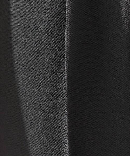 INDIVI(インディヴィ)の「【洗える/UVケア/SETUP可】着る日傘テーパードパンツ(その他パンツ・レディース・ネイビー/ライトグレー系5/ベージュ/ブラック/サックスブルー・19/13/05/40/38/36/15 /03)」の10枚目の写真