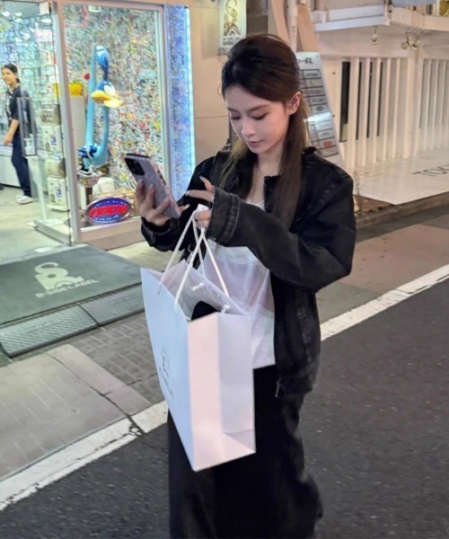 ViViDAY（ビビデー）の「フロントネットデザイン　デニムジャケット（デニムジャケット・レディース・ブラック・M）」の7枚目の写真