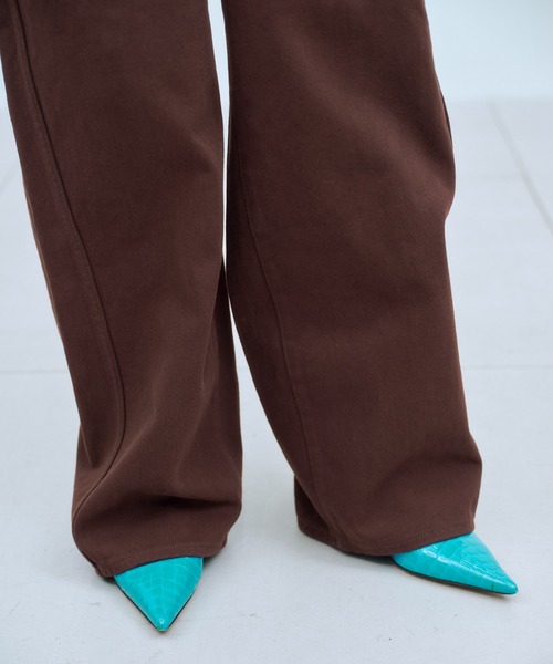 THINGS THAT MATTER（シングス ザット マター）の「EARTH BROWN PANTS / アース ブラウン パンツ（デニムパンツ・レディース・ブラウン・1/2）」の11枚目の写真