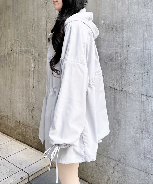 INGNI（イング）の「ミドル丈袖リボン2Wayマウンテンパーカー（マウンテンパーカー・レディース・ピンク/ライトグレー/ライトベージュ/ブラック/アイボリー・M）」の19枚目の写真