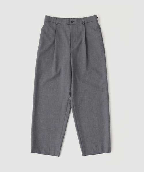 ATON（エイトン）の「ATON（エイトン）WOOL TROPICAL LOOSE FIT PANTS（スラックス・メンズ・チャコールグレー/ブラック・2/4/6）」の2枚目の写真