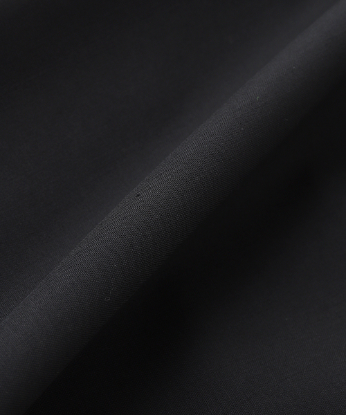 ATON（エイトン）の「ATON（エイトン）WOOL TROPICAL LOOSE FIT PANTS（スラックス・メンズ・チャコールグレー/ブラック・2/4/6）」の8枚目の写真