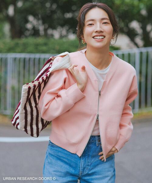 URBAN RESEARCH DOORS（アーバンリサーチドアーズ）の「『UR TECH Renew Knit』VネックZIPカーディガン（カーディガン/ボレロ・レディース・ピンク/ネイビー/グリーン系その他/オフホワイト・FREE）」の14枚目の写真