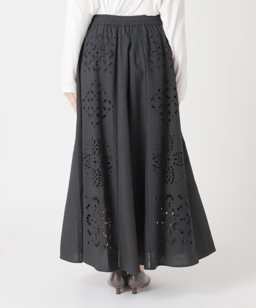 JOURNAL STANDARD relume（ジャーナルスタンダード　レリューム）の「［26SS新作］カットワークエンブロイダリースカート（スカート・レディース・ブラック/アイボリー・FREE）」の21枚目の写真