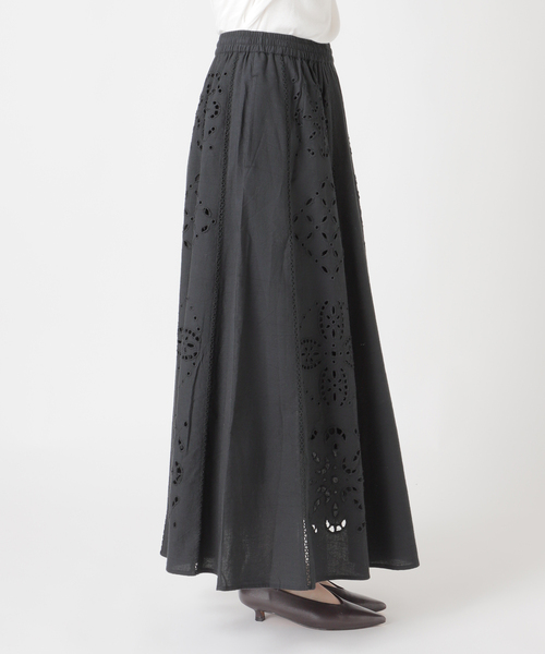 JOURNAL STANDARD relume（ジャーナルスタンダード　レリューム）の「［26SS新作］カットワークエンブロイダリースカート（スカート・レディース・ブラック/アイボリー・FREE）」の22枚目の写真
