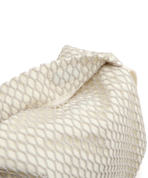 ADAM ET ROPE'（アダムエロペ）の「フォルムメッシュショルダーバッグ（ショルダーバッグ・レディース・ブラック/オフホワイト・FREE）」の11枚目の写真