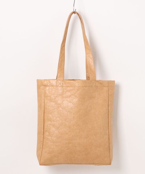 A.P.C.（アーペーセー）の「TOTE LOU（トートバッグ・メンズ・ダークベージュ・ONESIZE）」の2枚目の写真