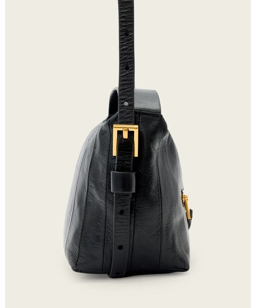 ALLSAINTS（オールセインツ）の「VEGA LEATHER PANEL GRAB BAG | VEGA レザー パネル グラブ バッグ（ショルダーバッグ・レディース・ブラック・ONE SIZE）」の6枚目の写真