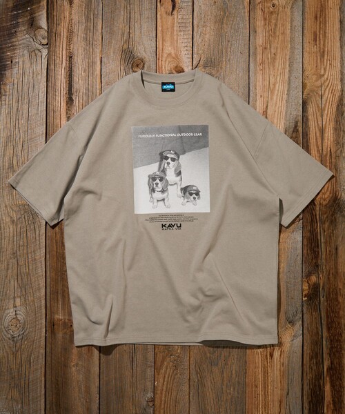 FREAK'S STORE(フリークスストア)の「限定展開 KAVU×FREAK'S STORE カブー 別注 ビッグシルエット フォトプリント Tシャツ DOG(Tシャツ/カットソー・メンズ・ホワイト/ピンク/スミクロ/アッシュグレー/グレイッシュベージュ・LARGE/MEDIUM/SMALL)」の14枚目の写真