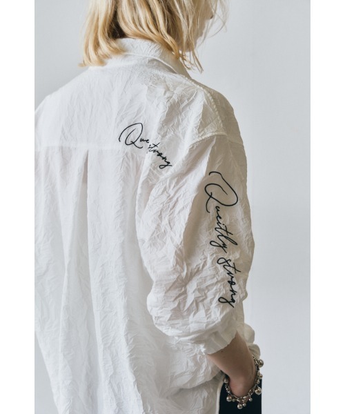 Muel Chic(ミュエルシック)の「Corina shirt コリナシャツ(シャツ/ブラウス・レディース・ブラック/ホワイト/ライトブルー・FREE)」の7枚目の写真