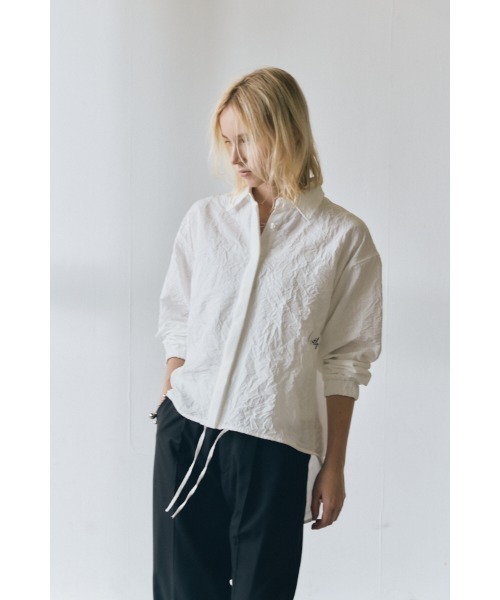 Muel Chic(ミュエルシック)の「Corina shirt コリナシャツ(シャツ/ブラウス・レディース・ブラック/ホワイト/ライトブルー・FREE)」の20枚目の写真