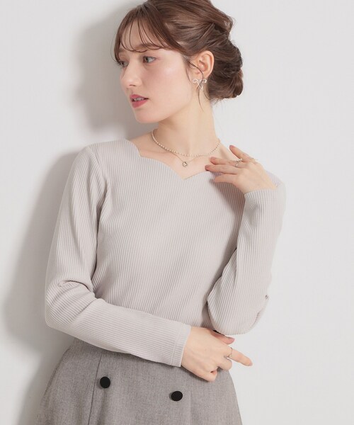 couture brooch（クチュールブローチ）の「ハートネックテレコプルオーバー（Tシャツ/カットソー・レディース・ネイビー/サンドベージュ/ホワイト系5/オフホワイト・42/40/38/36）」の3枚目の写真