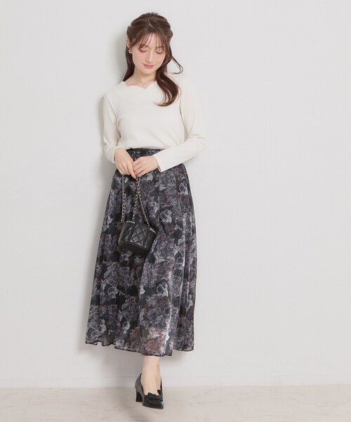 couture brooch（クチュールブローチ）の「ハートネックテレコプルオーバー（Tシャツ/カットソー・レディース・ネイビー/サンドベージュ/ホワイト系5/オフホワイト・42/40/38/36）」の10枚目の写真