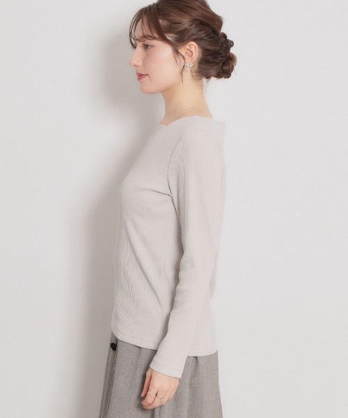 couture brooch(クチュールブローチ)の「【洗える】ハートネック テレコプルオーバー(Tシャツ/カットソー・レディース・ネイビー/サンドベージュ/ホワイト系5/オフホワイト・42/40/38/36)」の8枚目の写真