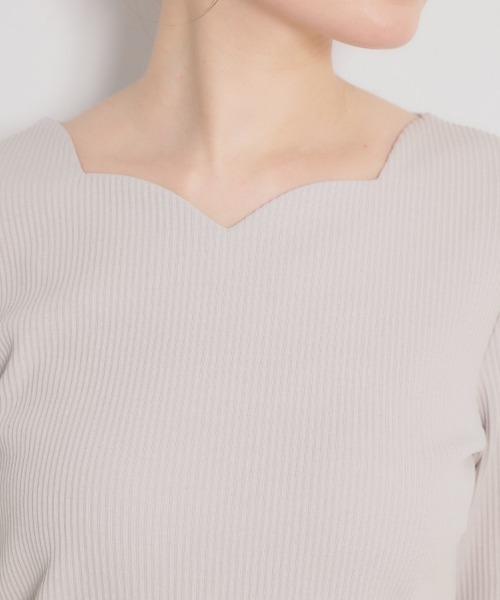 couture brooch(クチュールブローチ)の「【洗える】ハートネック テレコプルオーバー(Tシャツ/カットソー・レディース・ネイビー/サンドベージュ/ホワイト系5/オフホワイト・42/40/38/36)」の10枚目の写真