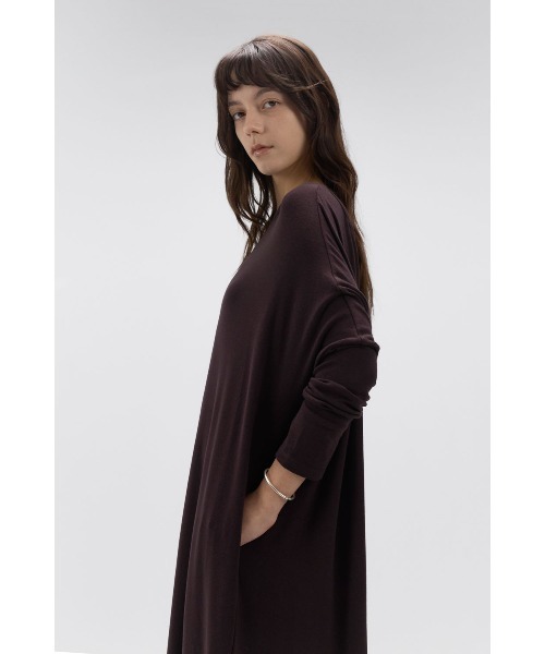 MIDWEST(ミッドウエスト)の「Studio Doe Mousse Knit Stretch One-piece(ワンピース・レディース・ダークブラウン/ブラック・MEDIUM/SMALL)」の20枚目の写真
