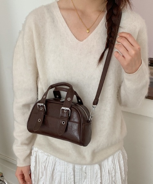 Teem Store(チームストア)の「【ペットボトル収納可能】ベルトデザインミニボストンバッグ(ボストンバッグ・レディース・ブラウン/レッド/ダークブラウン/ブラック・F)」の15枚目の写真
