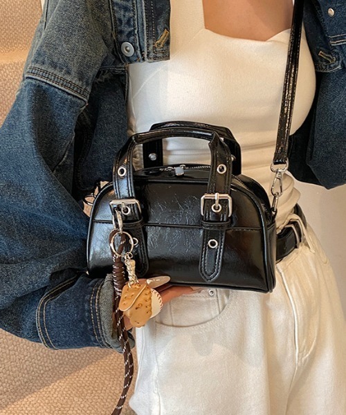 Teem Store(チームストア)の「【ペットボトル収納可能】ベルトデザインミニボストンバッグ(ボストンバッグ・レディース・ブラウン/レッド/ダークブラウン/ブラック・F)」の8枚目の写真