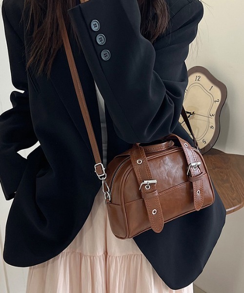 Teem Store(チームストア)の「【ペットボトル収納可能】ベルトデザインミニボストンバッグ(ボストンバッグ・レディース・ブラウン/レッド/ダークブラウン/ブラック・F)」の22枚目の写真