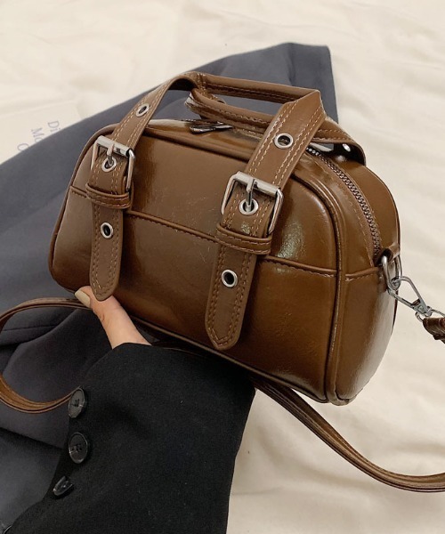 Teem Store(チームストア)の「【ペットボトル収納可能】ベルトデザインミニボストンバッグ(ボストンバッグ・レディース・ブラウン/レッド/ダークブラウン/ブラック・F)」の19枚目の写真
