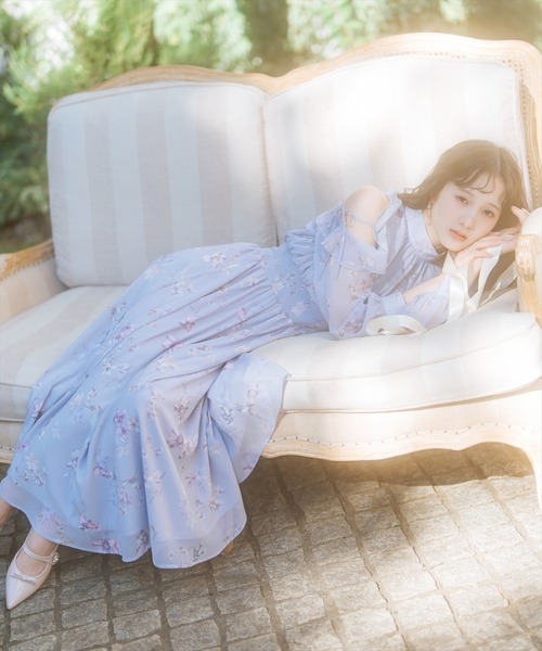 フラワープリントフリルスリーブワンピース（ワンピース
