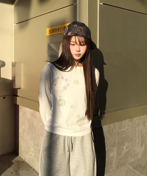 BAUF（バウフ）の「キュリアス スリムフィット ロングスリーブ [ホワイト]（Tシャツ/カットソー・レディース・その他・FREE）」の12枚目の写真