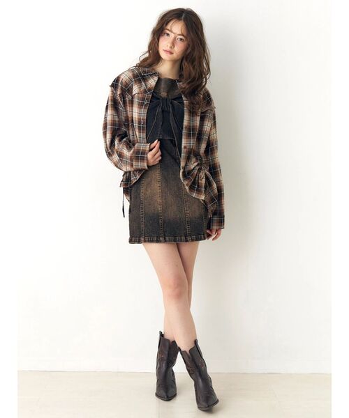 CALNAMUR（カルナムール）の「ユーズドライクデニムリボンビスチェ（キャミソール・レディース・インディゴブルー/ブラック・FREE）」の14枚目の写真