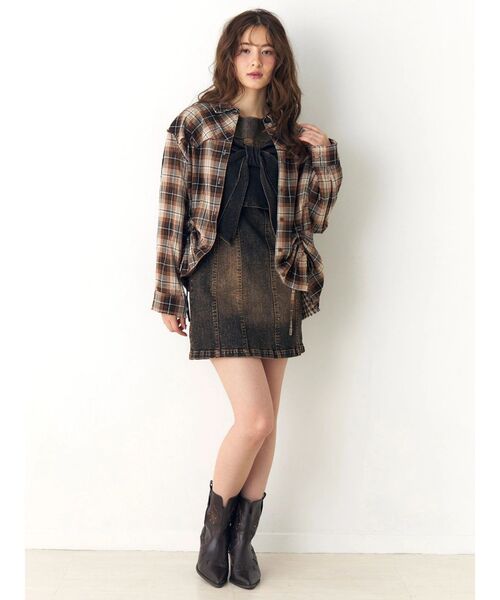 CALNAMUR（カルナムール）の「ユーズドライクデニムリボンビスチェ（キャミソール・レディース・インディゴブルー/ブラック・FREE）」の15枚目の写真