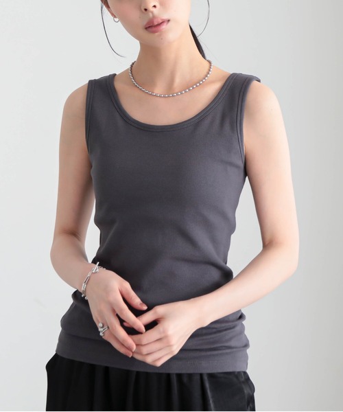 for/c(フォーシー)の「カップ付きタンクトップ【サスティナブル】(タンクトップ・レディース・ブラック/チャコール/オフホワイト・M/L/S)」の3枚目の写真