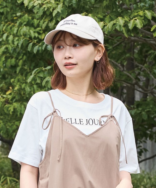 LAVEANGE(ラビアンジェ)の「メッセージロゴ刺繍キャップ(深め・つば広)(キャップ・レディース・ブラック/ベージュ・F)」の8枚目の写真