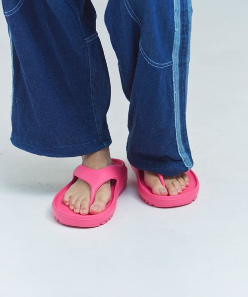THE NORTH FACE(ザノースフェイス)の「TNF/WL-CAMPER S FLIP(サンダル・メンズ・ホワイト/オレンジ/ブラック/ピンク・XS/L/M/S)」の15枚目の写真