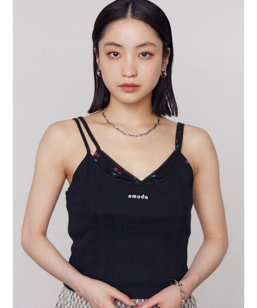 EMODA（エモダ）の「アイレットレイヤードキャミソール（キャミソール・レディース・グレー/ホワイト/ブラック・FREE）」の4枚目の写真