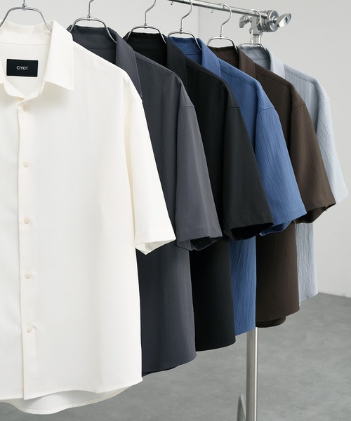 CIYOT（シヨウト）の「【CIYOT】ドライタッチ 楊柳 レギュラーカラー クレープシャツ（シャツ/ブラウス・メンズ・チャコール/ダークブラウン/ブラック/ブルー/オフホワイト/グレー・S/M/L）」の9枚目の写真