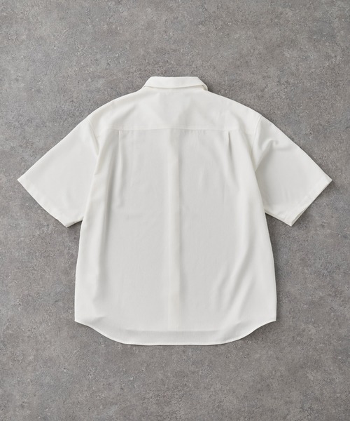 CIYOT（シヨウト）の「【CIYOT】ドライタッチ 楊柳 レギュラーカラー クレープシャツ（シャツ/ブラウス・メンズ・チャコール/ダークブラウン/ブラック/ブルー/オフホワイト/グレー・S/M/L）」の14枚目の写真