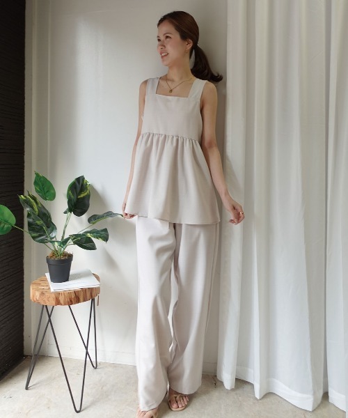 CORNERS（コーナーズ）の「イージーパンツ【セットアップ可能】（スラックス・レディース・ライトベージュ/ブラック・M）」の2枚目の写真
