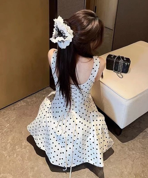SallyLunn(サリーラン)の「バックレースアップドットワンピース(ワンピース・レディース・ホワイト・MEDIUM/LARGE)」の13枚目の写真