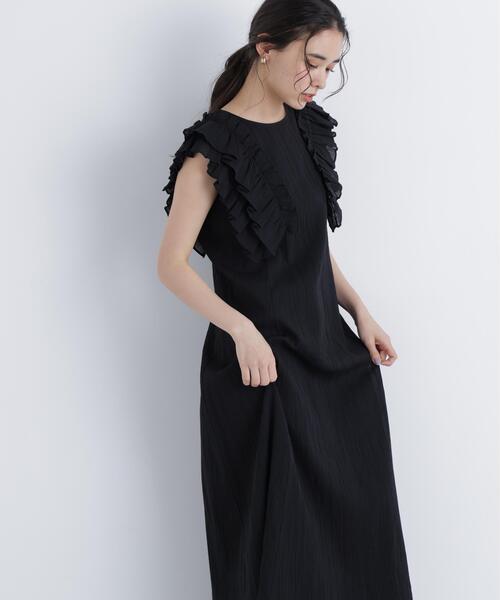 N.(N. Natural Beauty Basic)(エヌエヌナチュラルビューティーベーシック)の「デザインフリル楊柳ワンピース(ワンピース・レディース・ダークグリーン/ブラック/ベージュ・MEDIUM/P/S)」の10枚目の写真