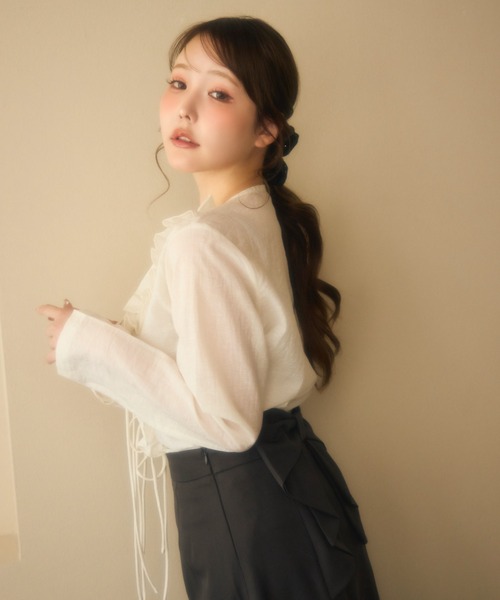 miune(ミューヌ)の「フロントフリルブラウス(シャツ/ブラウス・レディース・アイボリー/ピンク・FREE)」の18枚目の写真